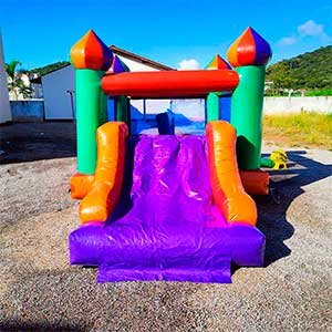 Castelinho com Escorregador